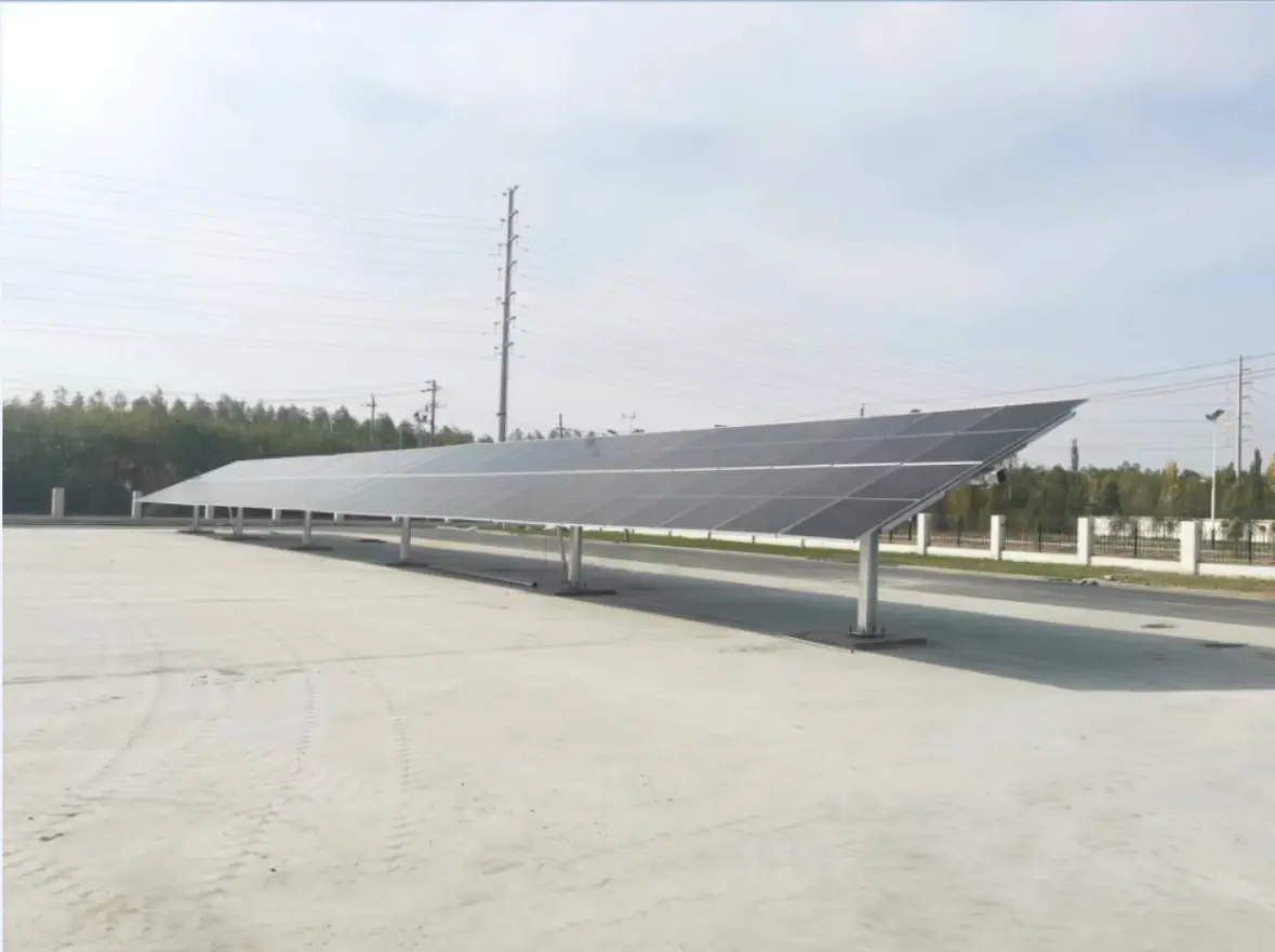 Solar Tracking System in Bayannur Project  in Inner Mongolia Photovoltaic Power Plant Project