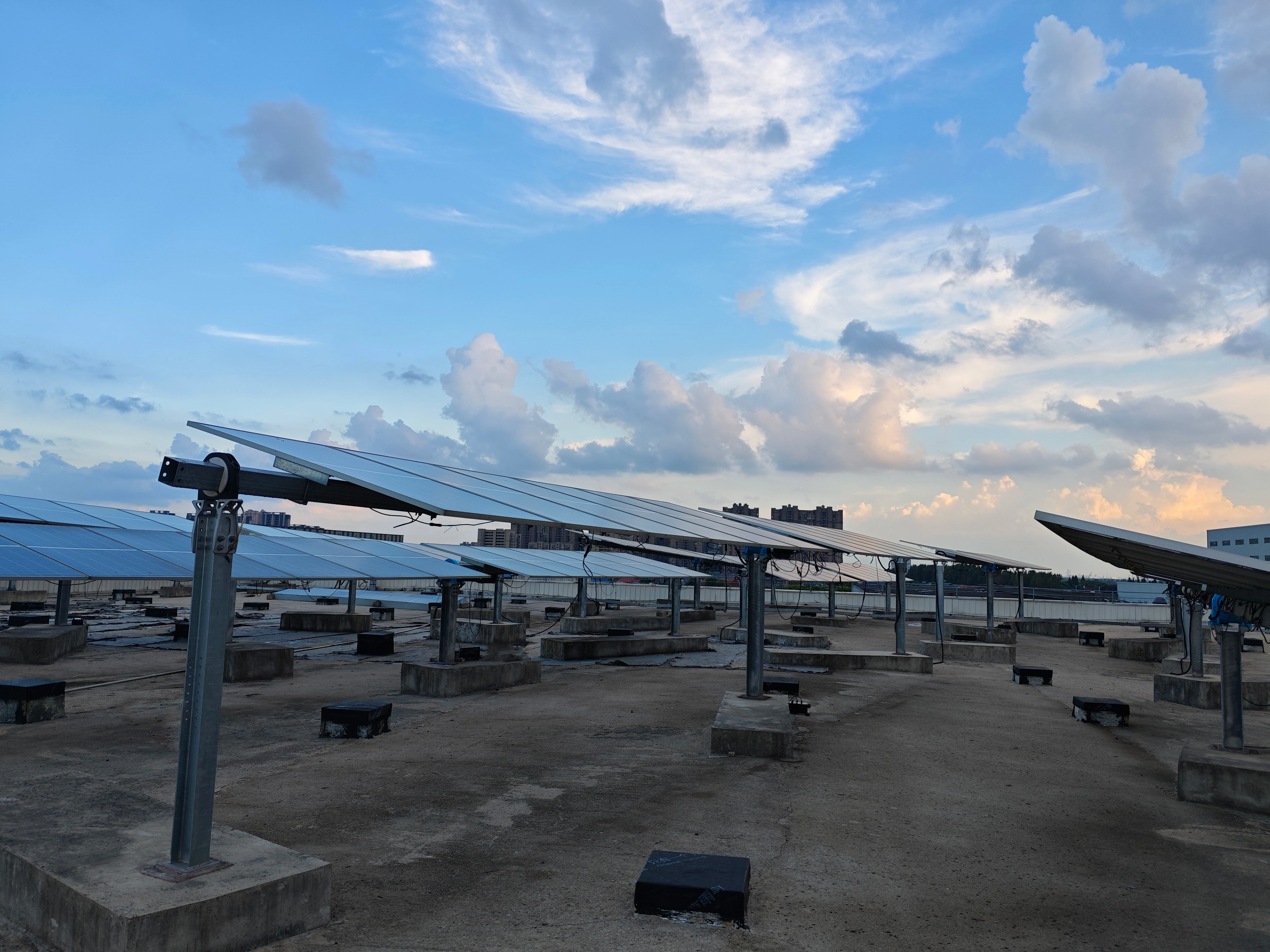 Solar Tracking System in  Suzhou